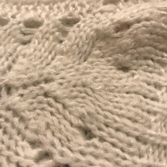 Sweater - Picture 4 of 4